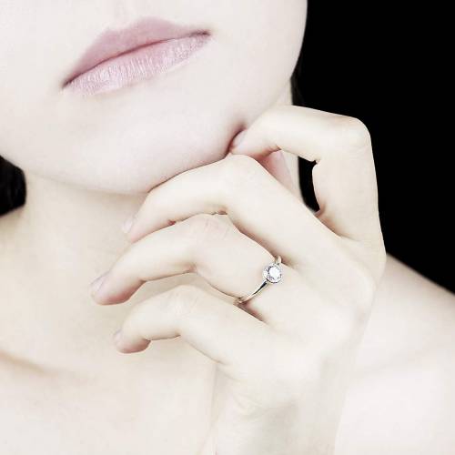 Diamond Engagement Ring White Gold Cristina 