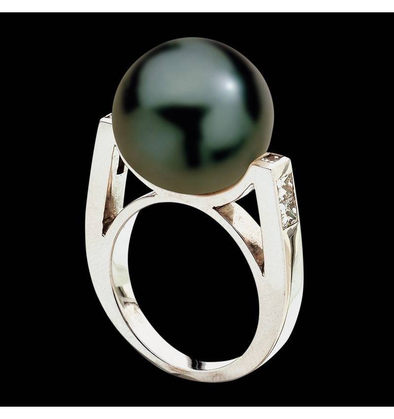 Black Pearl Engagement Ring White Gold Princesse Bora Bora 