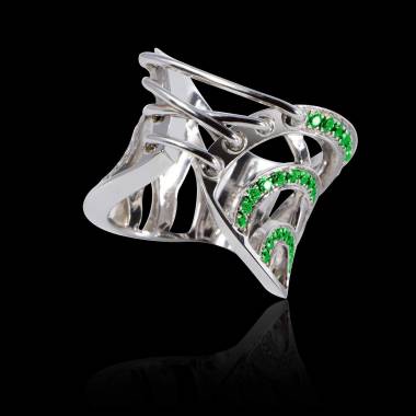 Emerald Engagement Ring White Gold Guêpière