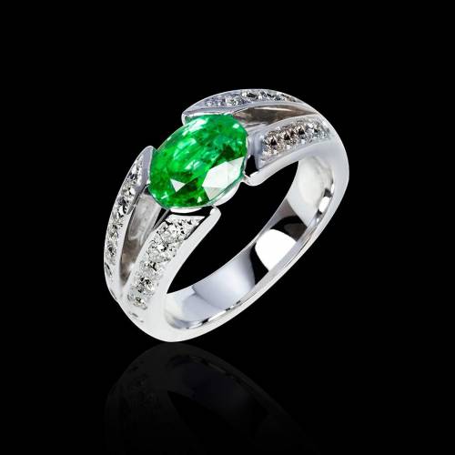 Emerald Engagement Ring Diamond Paving  White Gold  Isabelle