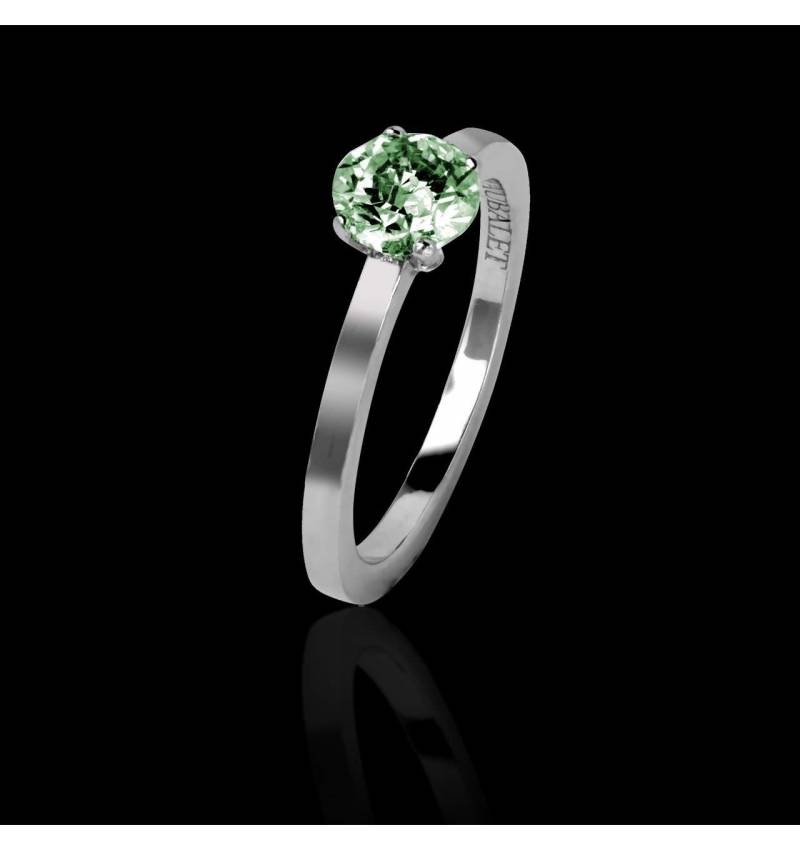 Emerald engagement ring white gold Judith solo Emerald engagement ring white gold Judith solo