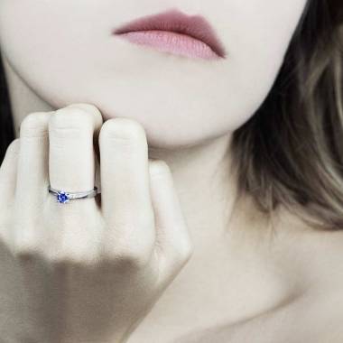 Bague saphir bleu Meryem