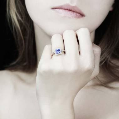 Perrine Blue Sapphire Ring