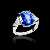 Blue sapphire ring Stephanie