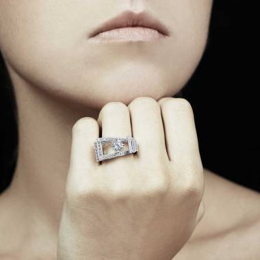 Bague diamant Romanesque