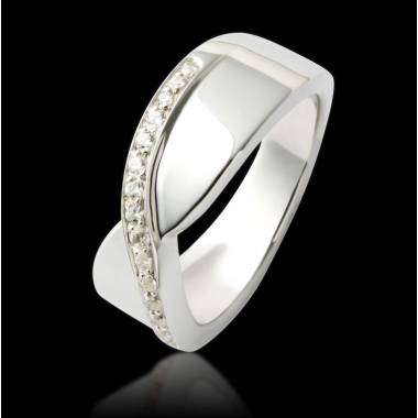 Eternelle Diamond Wedding Band White Gold