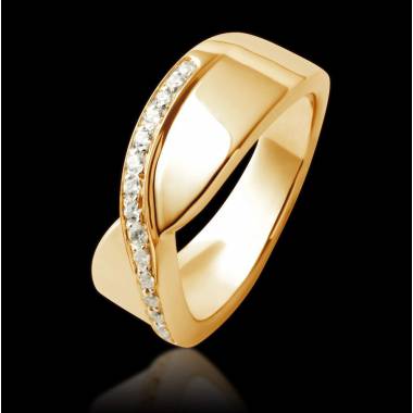 Eternelle Diamond Wedding Band Yellow Gold