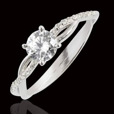 Noemie Diamond Ring