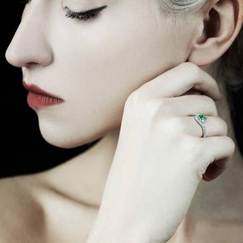 Lilou Emerald Ring