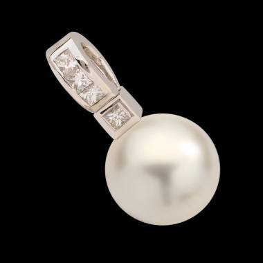 White Pearl Pendant Gold Princess Bora Bora 