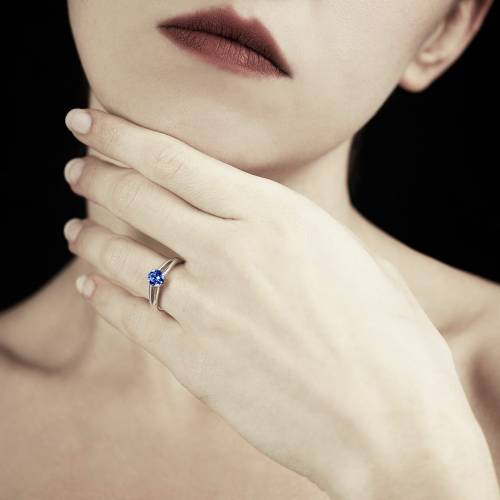 Bague saphir bleu Lina