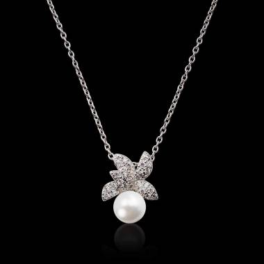 Céleste White Pearl Pendant