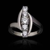 Margaux diamond ring